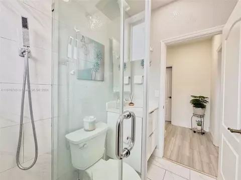 8100 W 28th Ct #210, Hialeah, FL 33018 photo 21