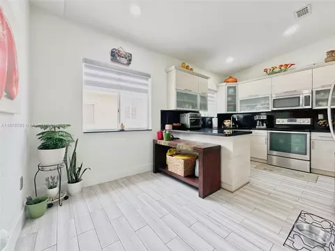 8100 W 28th Ct #210, Hialeah, FL 33018 photo 12