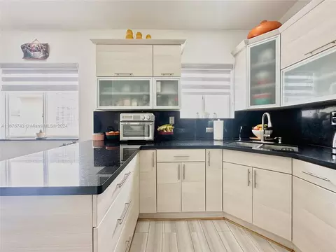 8100 W 28th Ct #210, Hialeah, FL 33018 photo 9