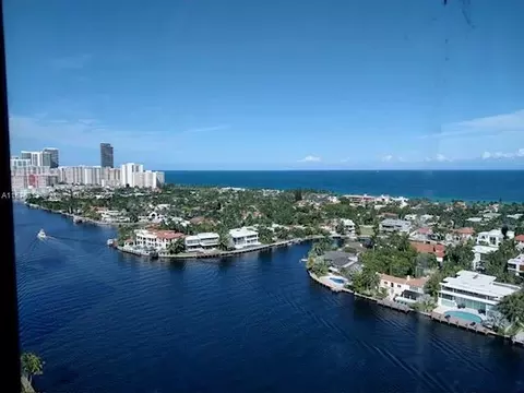 20515 E Country Club Dr #PH 43, Aventura, FL 33180