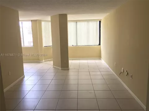 8365 SW 152nd Ave #C206, Miami, FL 33193