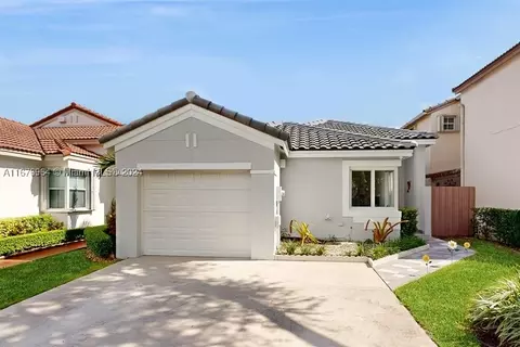 7269 SW 114th Ct, Miami, FL 33173