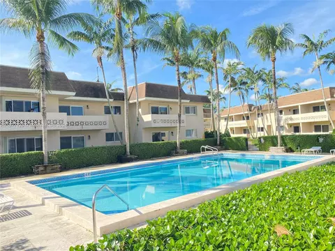 14500 SW 88th Ave #237, Palmetto Bay, FL 33176
