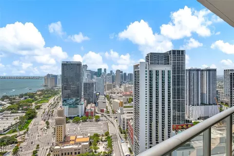 888 Biscayne Blvd #4401, Miami, FL 33132