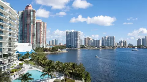 3300 NE 188th St #915, Aventura, FL 33180