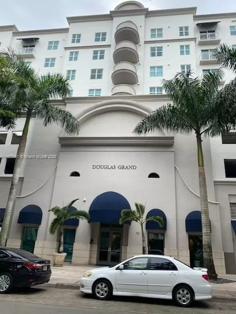 50 Menores Ave #829, Coral Gables, FL 33134