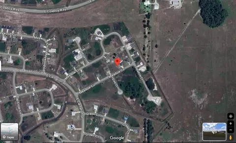 9036 Meadow Ter, La Belle, FL 33935