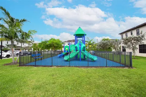 3301 W 94th Ter, Hialeah, FL 33018 photo 52