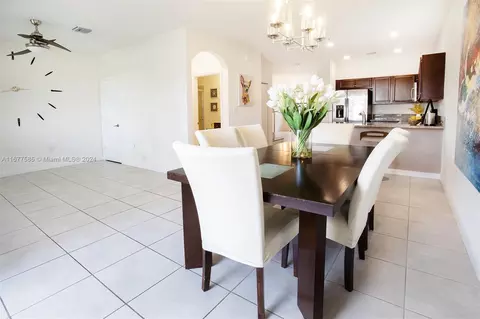 3301 W 94th Ter, Hialeah, FL 33018 photo 25