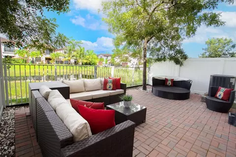 3301 W 94th Ter, Hialeah, FL 33018 photo 44