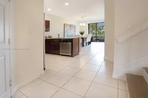 3301 W 94th Ter, Hialeah, FL 33018 photo 12