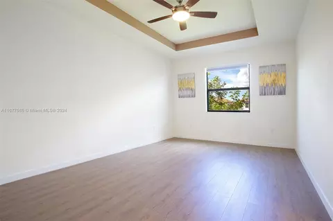 3301 W 94th Ter, Hialeah, FL 33018 photo 28