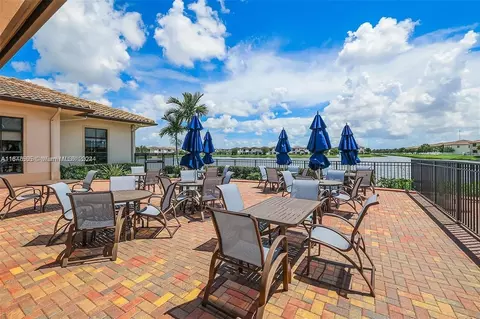 3301 W 94th Ter, Hialeah, FL 33018 photo 59