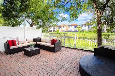 3301 W 94th Ter, Hialeah, FL 33018 photo 46