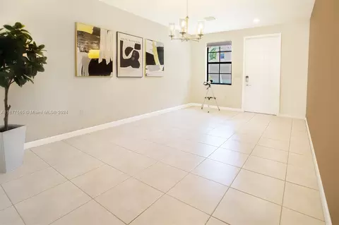3301 W 94th Ter, Hialeah, FL 33018 photo 11