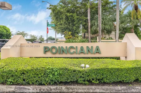 492 SW 87th Pl, Miami, FL 33174