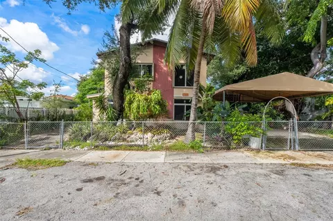 1020 NW 18th Pl, Miami, FL 33125