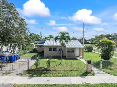 5666 Mayo St, Hollywood, FL 33023