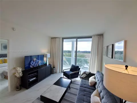 2000 Metropica Way #305, Sunrise, FL 33323