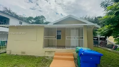 146 NW 70th St, Miami, FL 33150