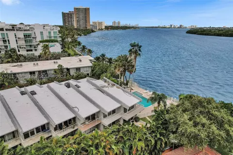 6011 N Bayshore Dr #2, Miami, FL 33137