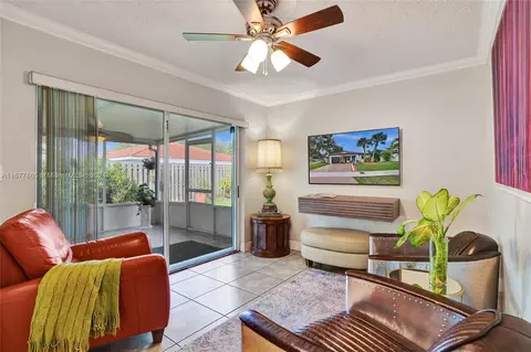9133 NW 190th Ter, Hialeah, FL 33018 photo 11