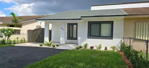 981 SW 88th Ave, Miami, FL 33174