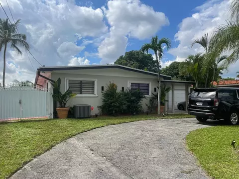 600 W 63rd Dr, Hialeah, FL 33012 photo 1