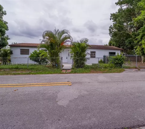 3401 NW 101 St, Miami, FL 33147