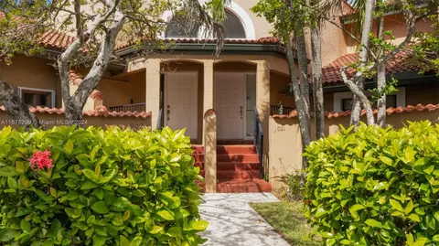 9021 W Sunrise Blvd, Plantation, FL 33322