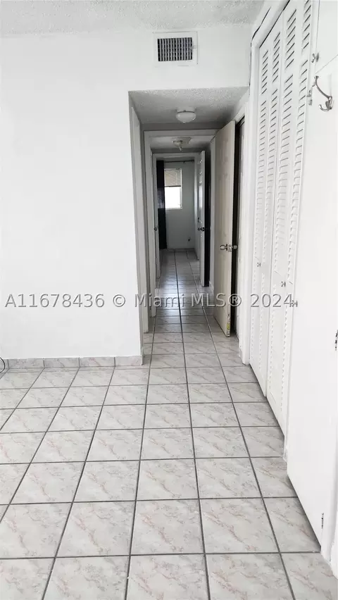 1430 NE 170th St #225, North Miami Beach, FL 33162