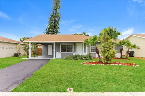 7903 SW 3rd St, North Lauderdale, FL 33068