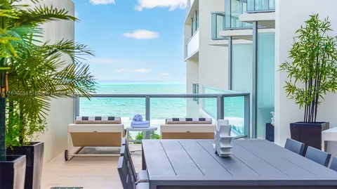 2201 Collins Ave #711, Miami Beach, FL 33139