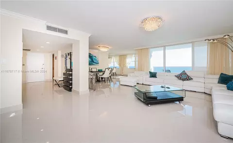 2751 S Ocean Dr #1705N, Hollywood, FL 33019