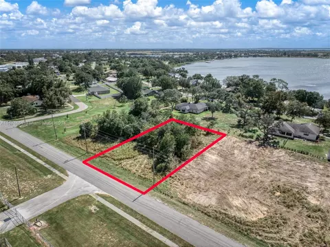 208 Marquata Dr, Other City - In The State Of Florida, FL 33852