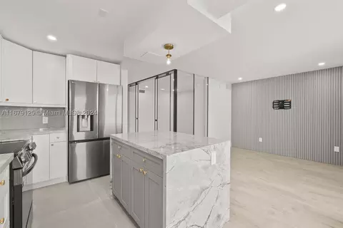 1340 Lincoln Rd #603, Miami Beach, FL 33139