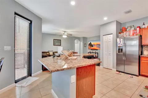 3544 W 94th St, Hialeah, FL 33018 photo 10