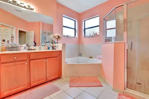 3544 W 94th St, Hialeah, FL 33018 photo 27