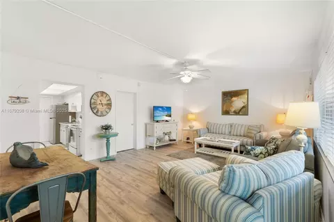 3205 Colony Club Rd #2, Pompano Beach, FL 33062