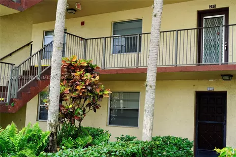 3341 NW 47th Ter #215, Lauderdale Lakes, FL 33319