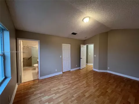 3336 Apache Ln, Margate, FL 33063 photo 21