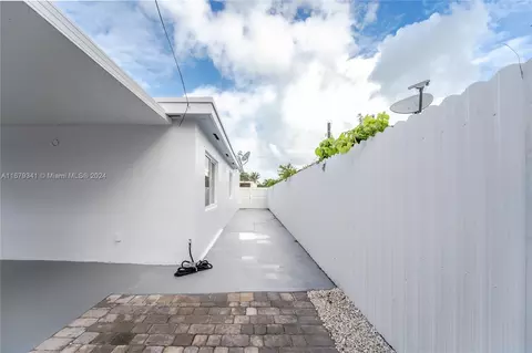 230 E 56th St, Hialeah, FL 33013 photo 13