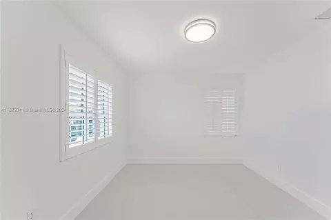 230 E 56th St, Hialeah, FL 33013 photo 17
