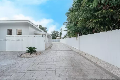 230 E 56th St, Hialeah, FL 33013 photo 2