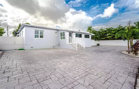 230 E 56th St, Hialeah, FL 33013 photo 4