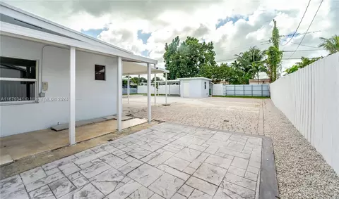 230 E 56th St, Hialeah, FL 33013 photo 15