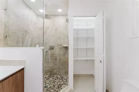 230 E 56th St, Hialeah, FL 33013 photo 20