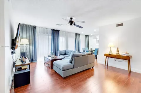8390 N Missionwood Cir #D-18, Miramar, FL 33025