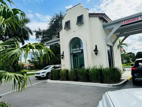 3443 Torremolinos Ave #B-38, Doral, FL 33178
