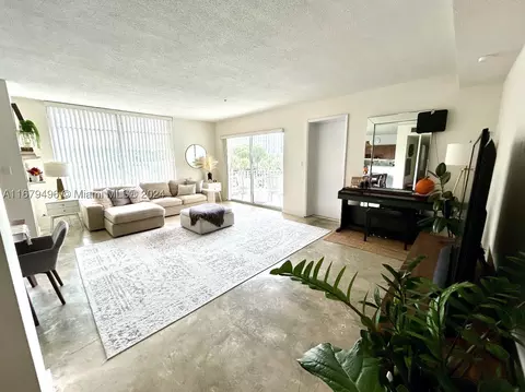1750 NE 115th St #306, Miami, FL 33181
